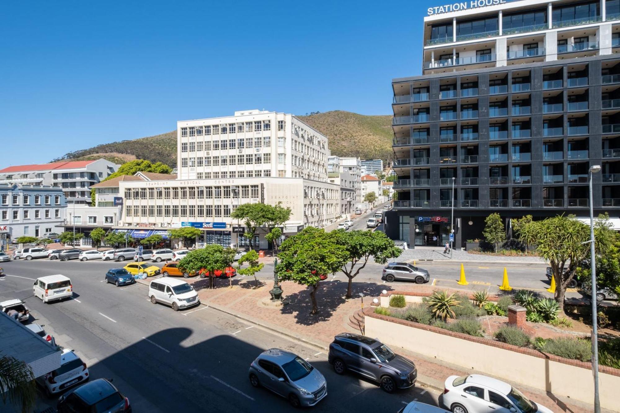 Apartment Flamingo 603: Sea Point Aprt With Mountain Views